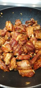 Sườn chiên mắm tỏi đơn giản nhanh gọn