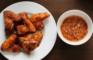 Cánh gà nướng kèm nước chấm kiểu Thái