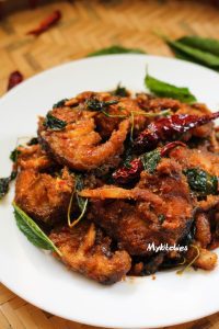 Cá trê chiên giòn sốt cay kiểu Thái – Thai spicy catfish