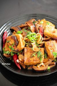 Đậu phụ om nấm hương -braised tofu with mushroom