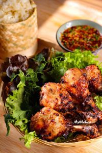 Đùi gà chiên sả kèm nước chấm chua ngọt kiểu Thái