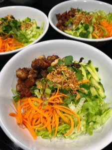 Bún thịt nướng đơn giản bằng nồi chiên không dầu